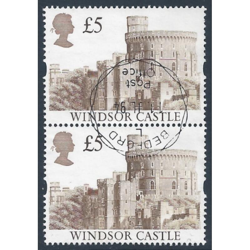 1992 £5 Castle High Value. Superb used pair. SG 1614