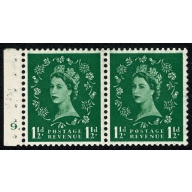 SB61. 1½d green Tudor Crown Wmk Upright. Perf E. Cylinder 9 dot with listed variety. SB61a